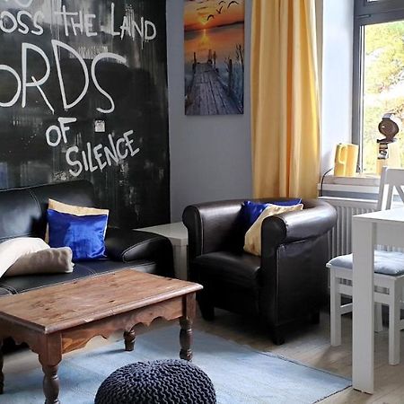 2 Bedrooms House With Enclosed Garden And Wifi At Slezska Острава Экстерьер фото