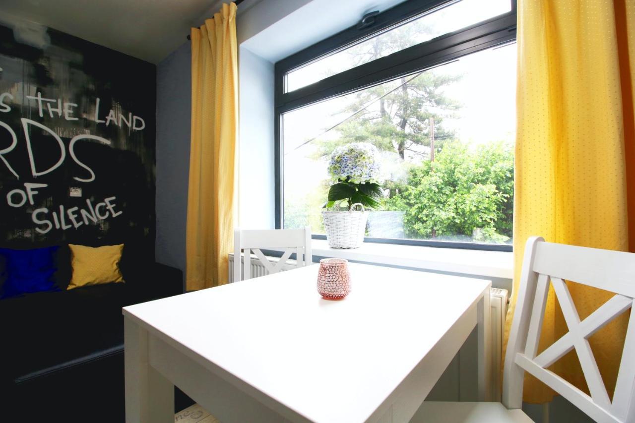 2 Bedrooms House With Enclosed Garden And Wifi At Slezska Острава Экстерьер фото